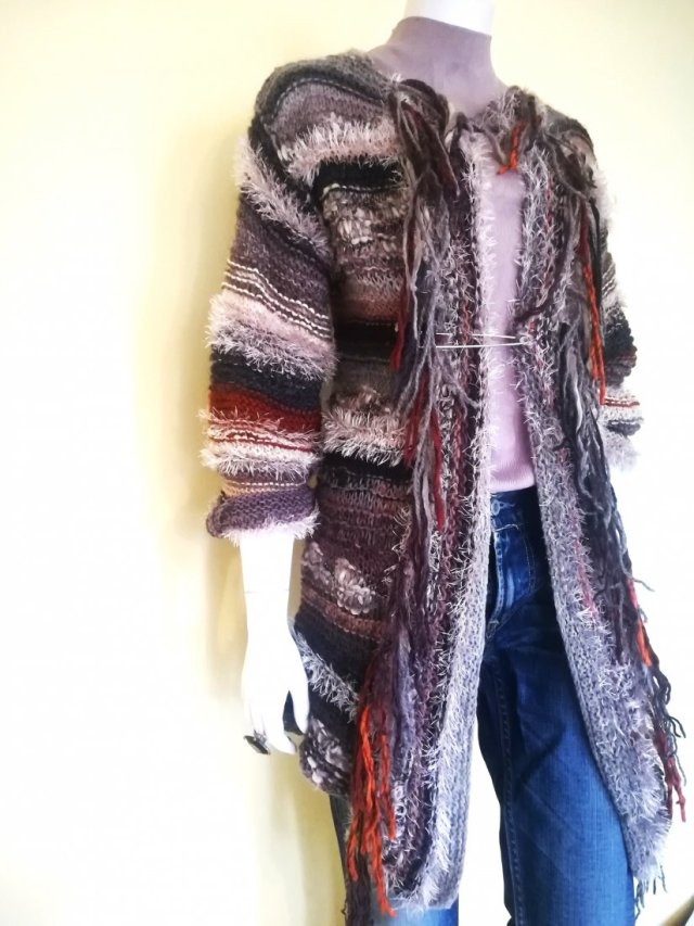 Unikatowy sweter.