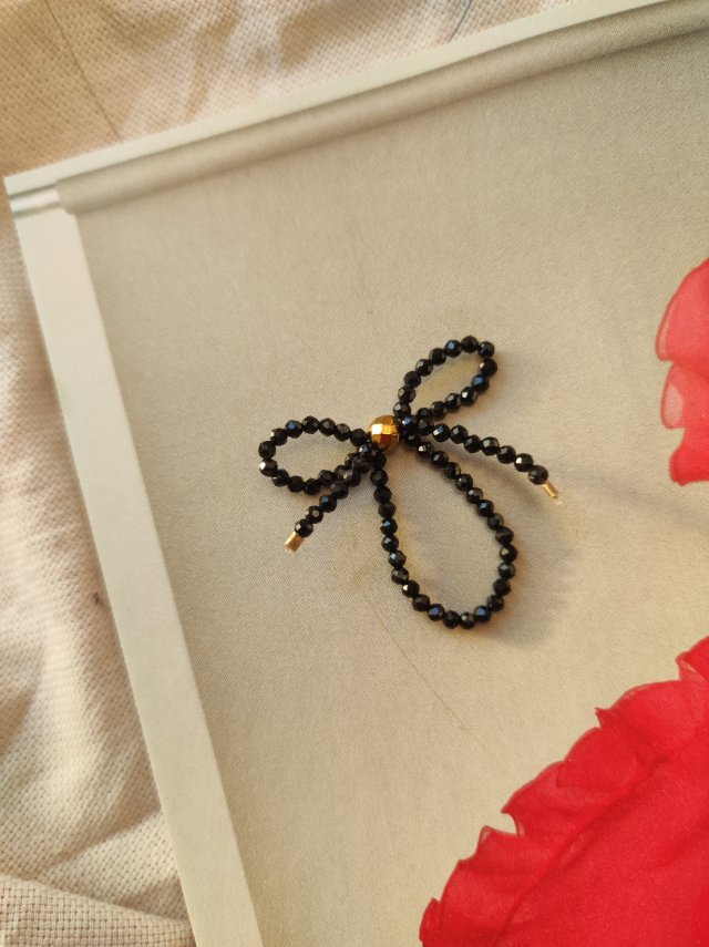 Bow