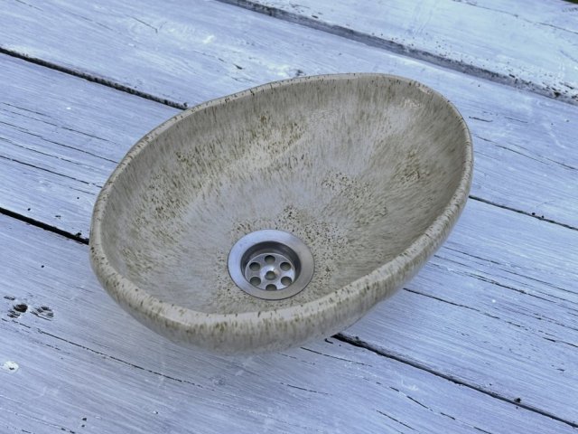 Umywalka ceramiczna do małej łazienki