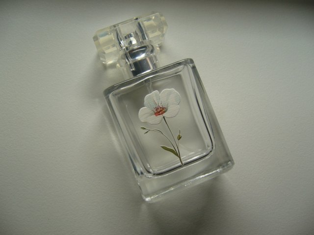 SZKLANY FLAKON NA PERFUMY