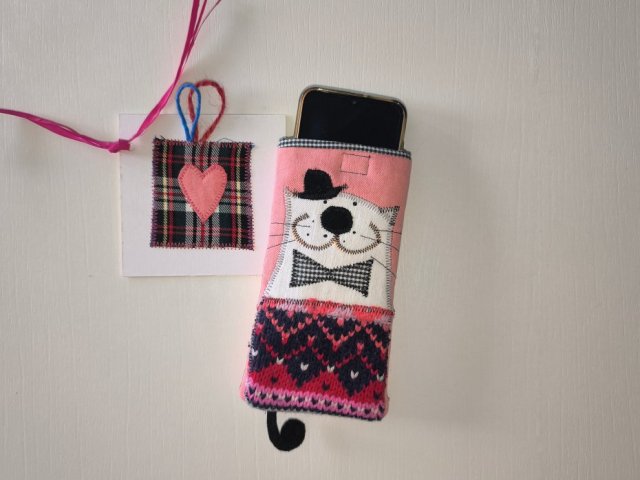 Etui na telefon