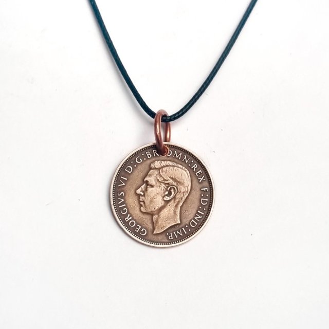 Wisiorek z monety one penny 1938