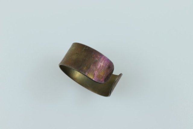 pierścionek  tytanowy  "pink gold"