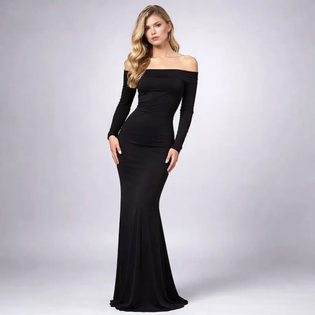 Czarna suknia maxi
