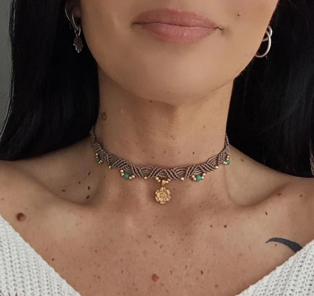 Choker z jadeitem