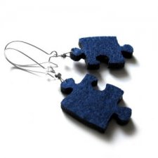 granatowe puzzle