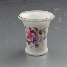 CROWN DERBY Posies