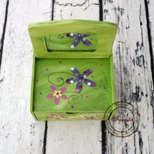 Toaletka z lusterkiem