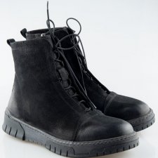 Botki zamszowe VENEZIA roz. 39