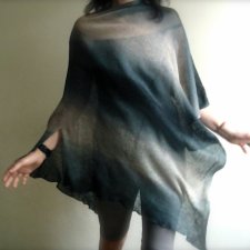 Ponczo lniane, unikatowa dzianina lniana ręcznie barwiona, Szary Szal lniany, narzutka len VEGAN grey by Tati