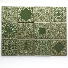 Kafle dwanaście ornamentów, zielono-brązowe