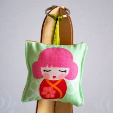 Brelok - Japonka Kokeshi nr 1