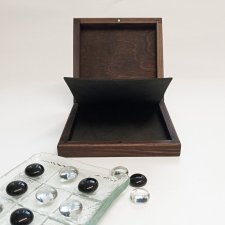 gra kółko i krzyżyk ze szkła w drewnianym pudełku – mała seria, prezent dla mamy12x12 cm