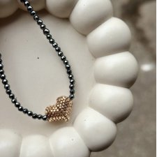 Naszyjnik choker z serduszkiem z koralików toho