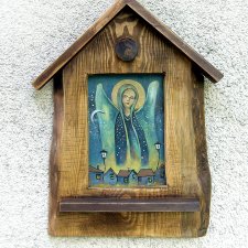 Drewniana kapliczka - Anioł Spokojnej Nocy