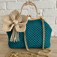 AURELIA- szmaragdowa elegancja w najczystszej formie